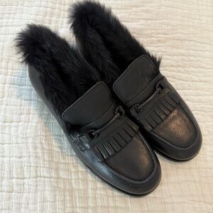 Lemare Black Fur Trimmed leather Loafers EUC 2196